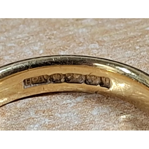 60 - Hallmarked 22ct yellow gold wedding band,

4.8 grams           size M