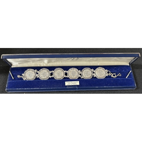 30 - Sterling Silver hallmarked made in France, Coin bracelet

26g