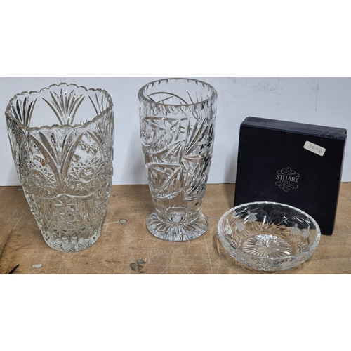 498 - Boxed Stuart cut-glass fruit bowl and 2 further cut-glass vases (3)