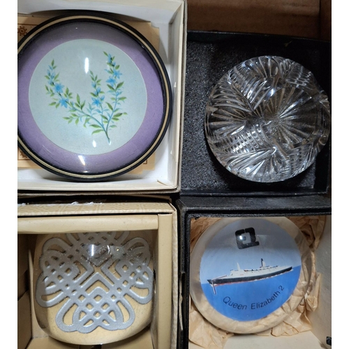 379 - Six assorted, good quality paper weights, Edinburgh crystal, Selkirk glass, Wedgewood Cameo etc (6)
