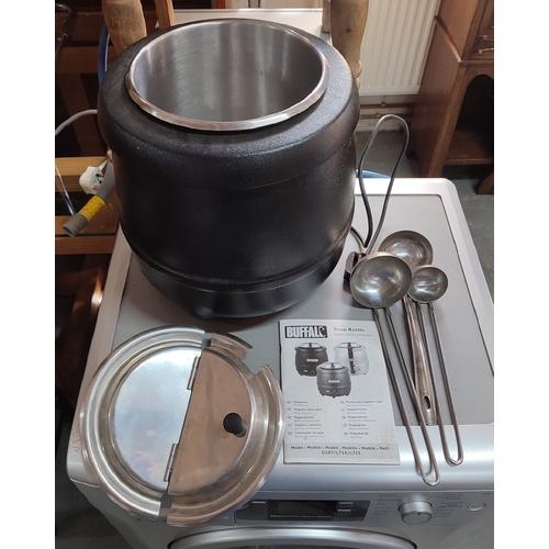 374 - Buffalo soup kettle and accessories