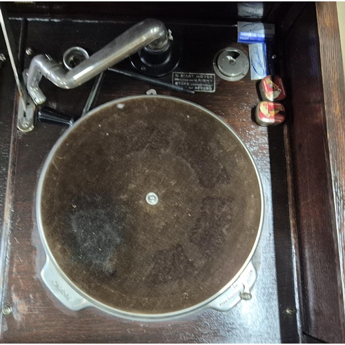 369 - Early/mid 20thC Academy cabinet record player with period records