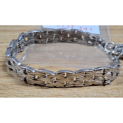 141 - Stunning quality bracelet with pierced heart clasp stamped SIL, 25 grams
