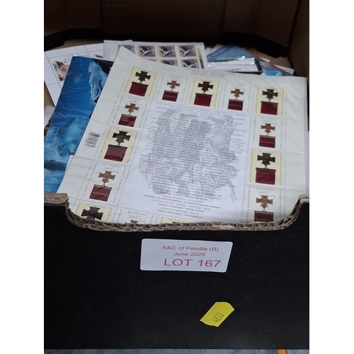 167 - Quantity of mint Canada stamp sets etc (Qty)