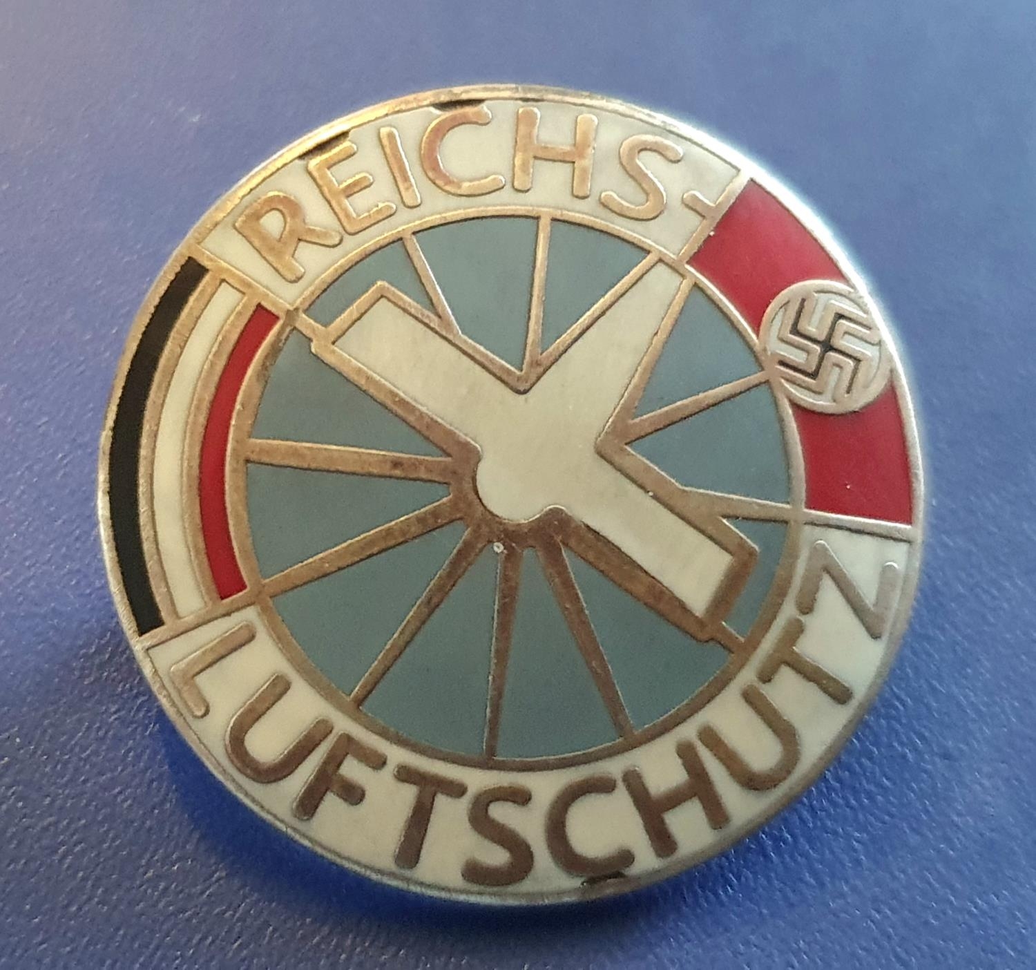 German WWII Reichs Luftschutz enamel pin badge, makers OES, GESCH ...