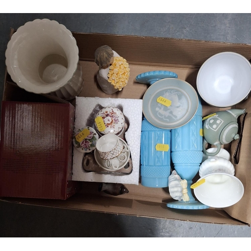 195 - Box of antique and vintage B & W and other ceramics etc (Qty)