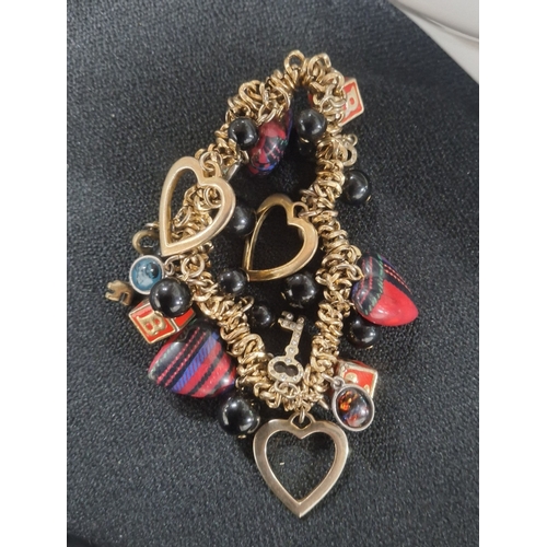 44 - Quantity of good quality costume jewellery