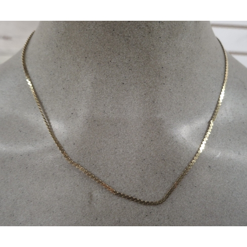 6 - Hallmarked 9ct yellow gold fine ladies chain, 3.8 grams