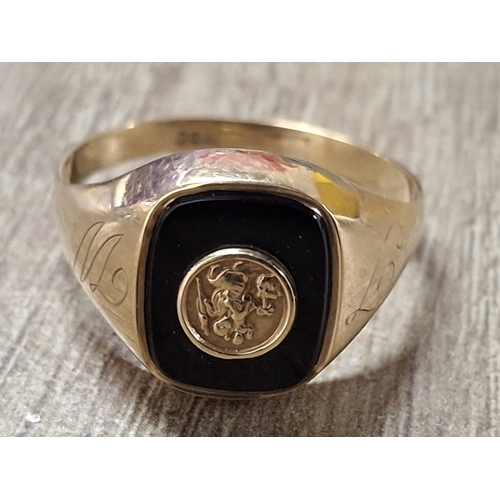 52 - Gents hallmarked 9ct gold signet ring,

3.4 grams gross          Size X