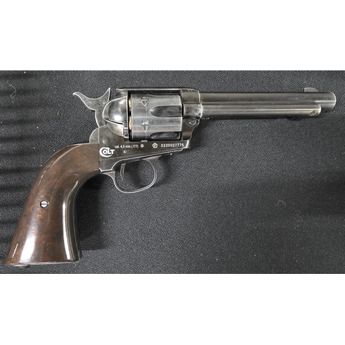 95 - Colt single action army cal.177/4.5mm gas powered pistol with holster & belt, D22D027775