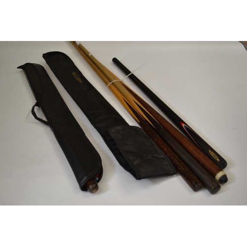 482 - Qty of Pool & Snooker Cues