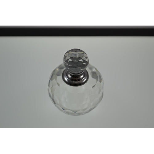 512 - Cut Crystal Scent Bottle