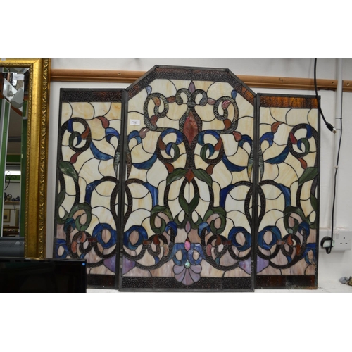 616 - Stained Glass 2 Fold Fire Screen (w102cm h87cm) AF