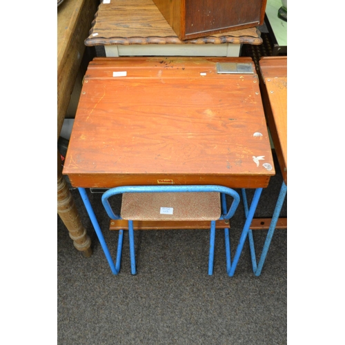 280 - Child's School Desk & Chair