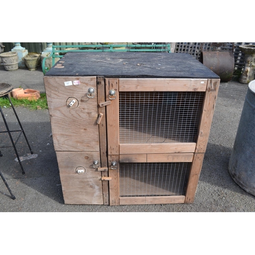 114 - Large Animal Hutch