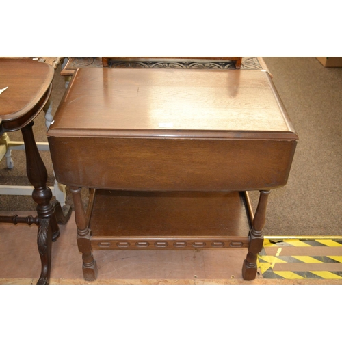 328 - Mid Ercol drop leaf table