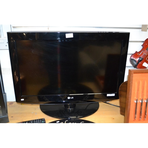 554 - LG 26inch flatscreen TV