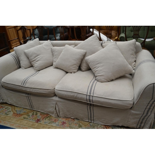 644 - Large comfortable sofa with removable covers