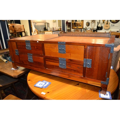 729 - Unusual Coffee Table with Drawers & Cupboard