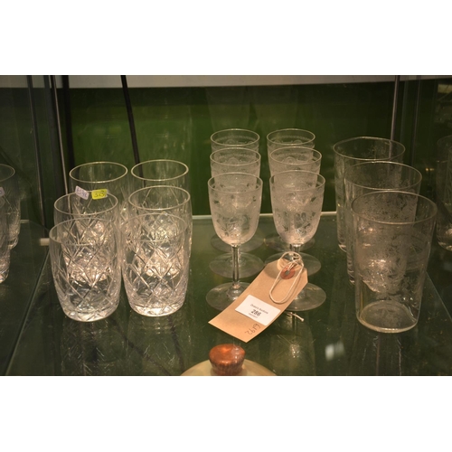 286 - Quantity of glassware inc. etched