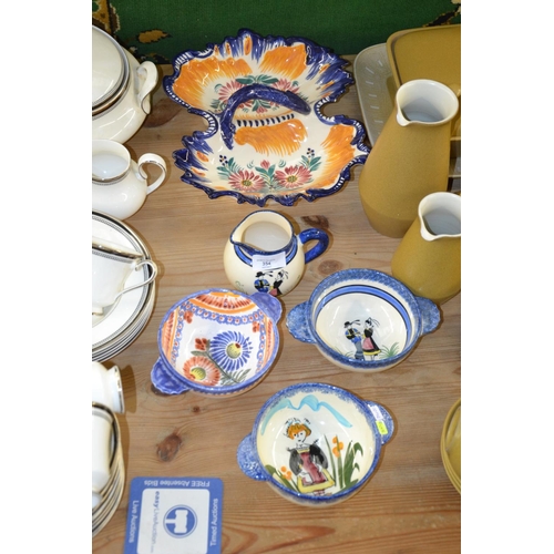 354 - Quantity of Brittany china