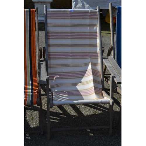 220 - Colourful striped deck chair