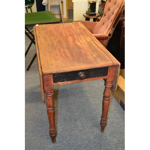 707 - Drop leaf pembroke table