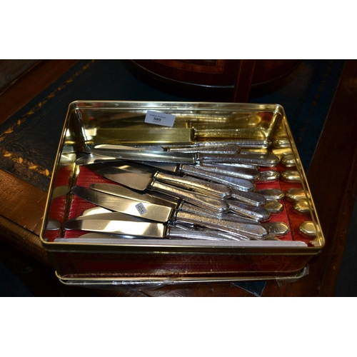 580 - Box of Flatware