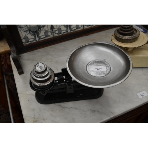 684 - Black and Grey Kitchen Scales and Weights