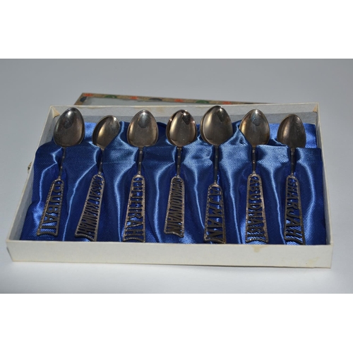 586 - Set of 7 925 boxed far eastern tourist spoons