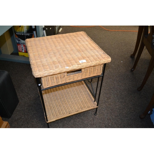 226 - Single drawer wicker bedside unit with metal frame