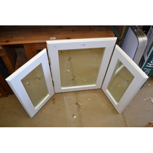 42 - Modern bevelled tri-fold mirror