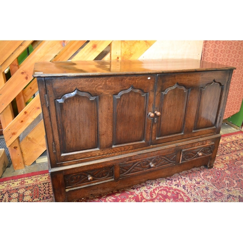 752 - C19th panelled court cupboard over 3 drawers