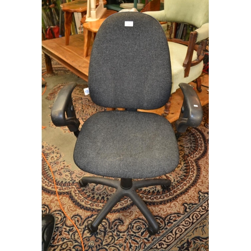 216 - Small office chair