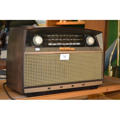 236 - Bush vintage radio (AF)