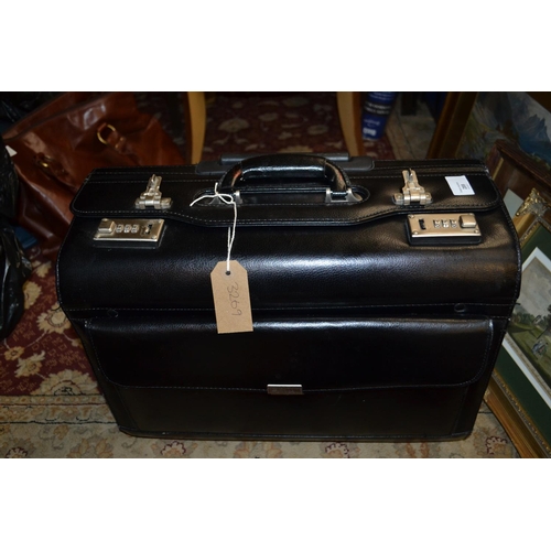 289 - Wheeled briefcase