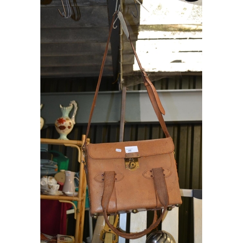 295 - Vintage leather camera bag