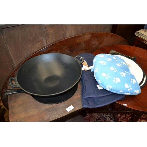 771 - Aga Cast iron Wok, Skillet and Handling Gloves