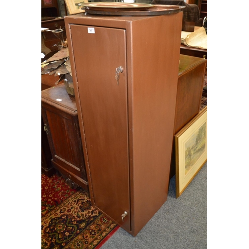 787 - Large Shotgun Cabinet with Keys W15