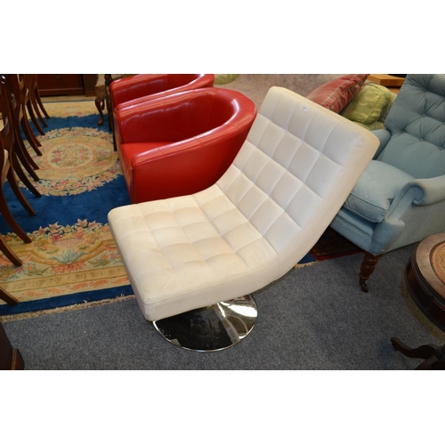 811 - Modernist Stylish White Leatherette Chair on Chrome Pedestal