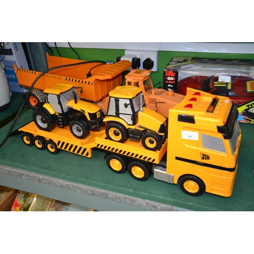 201 - JCB Low-loader with tractors