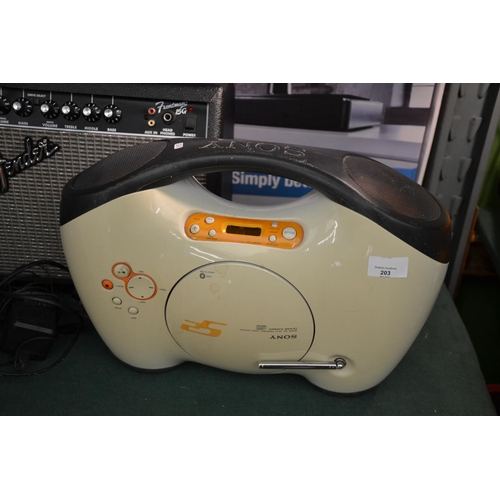 203 - Funky looking Sony CD/Radio player. Arial AF.