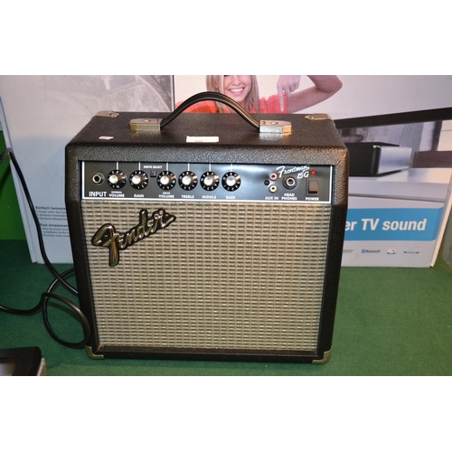 205 - Fender Frontman 15G practise amp