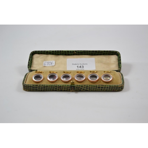 143 - Set of 6 Victorian dress buttons, in original box