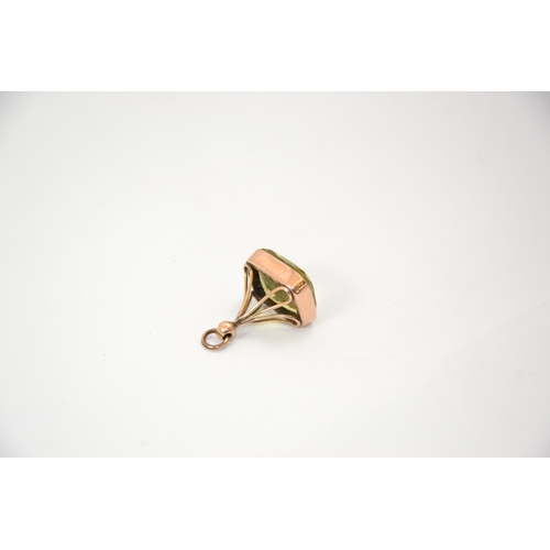 161 - 9ct gold citrine bell shaped fob