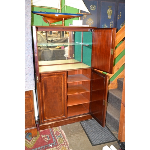 263 - Edwardian style mirror fronted drinks cabinet with internal light. H153cm