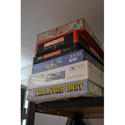 88 - 4 board games and 2 puzzles on shelf inc Coronation street monopoly