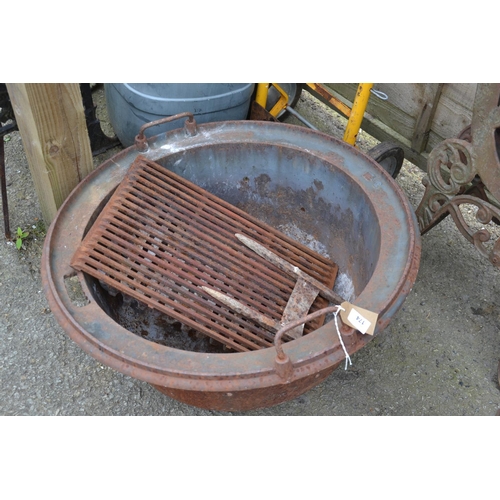 174 - Sunken metal garden fire pit with grill and basket