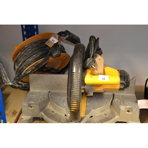 44 - Dewalt DW704 230V chop saw with extension lead