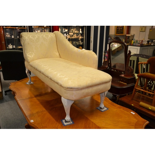 704 - Small modern chaise longue, 130cm long, 50cm deep, 71cm high